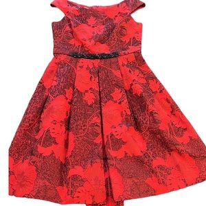 HP 🥰 Teri Jon by Rickie Freeman fit and flare cocktail dress. Worn x1 EUC